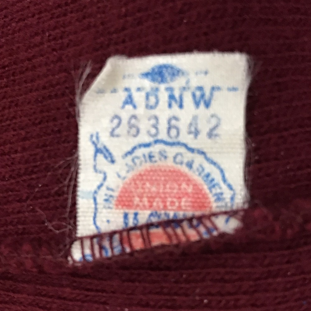 Vintage Scottish Isle Sweater XL Burgundy 100% Virgin Acrylic Union Made USA - Picture 8 of 11